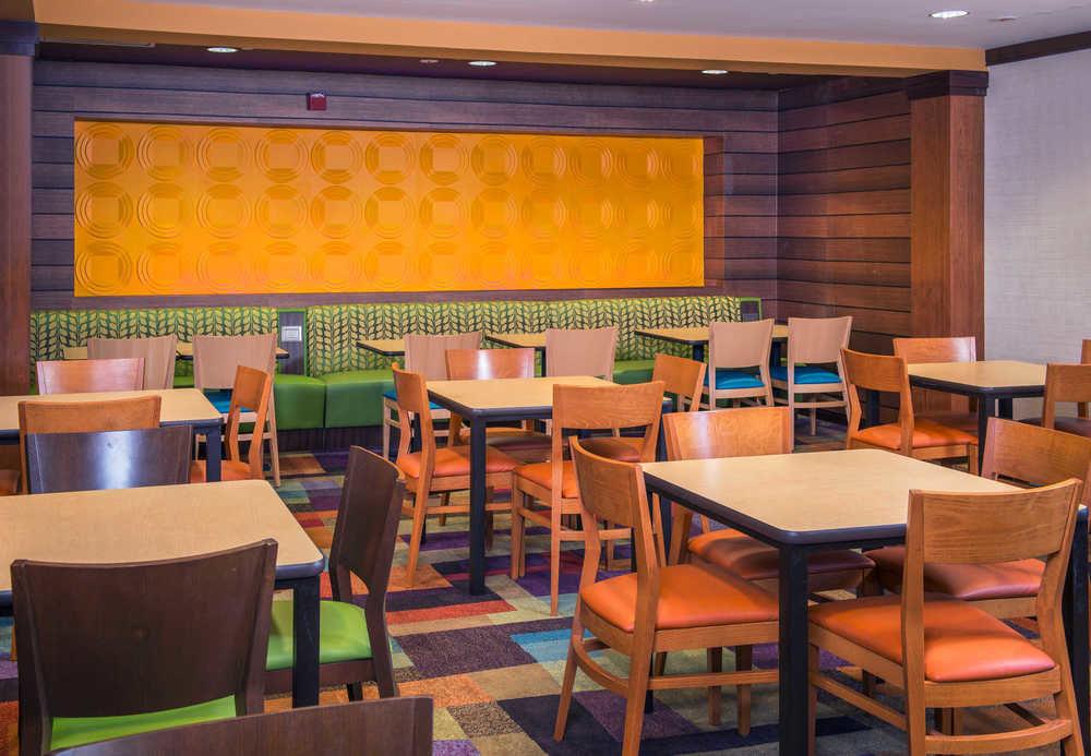Fairfield Inn & Suites By Marriott Williamsburg Bagian luar foto