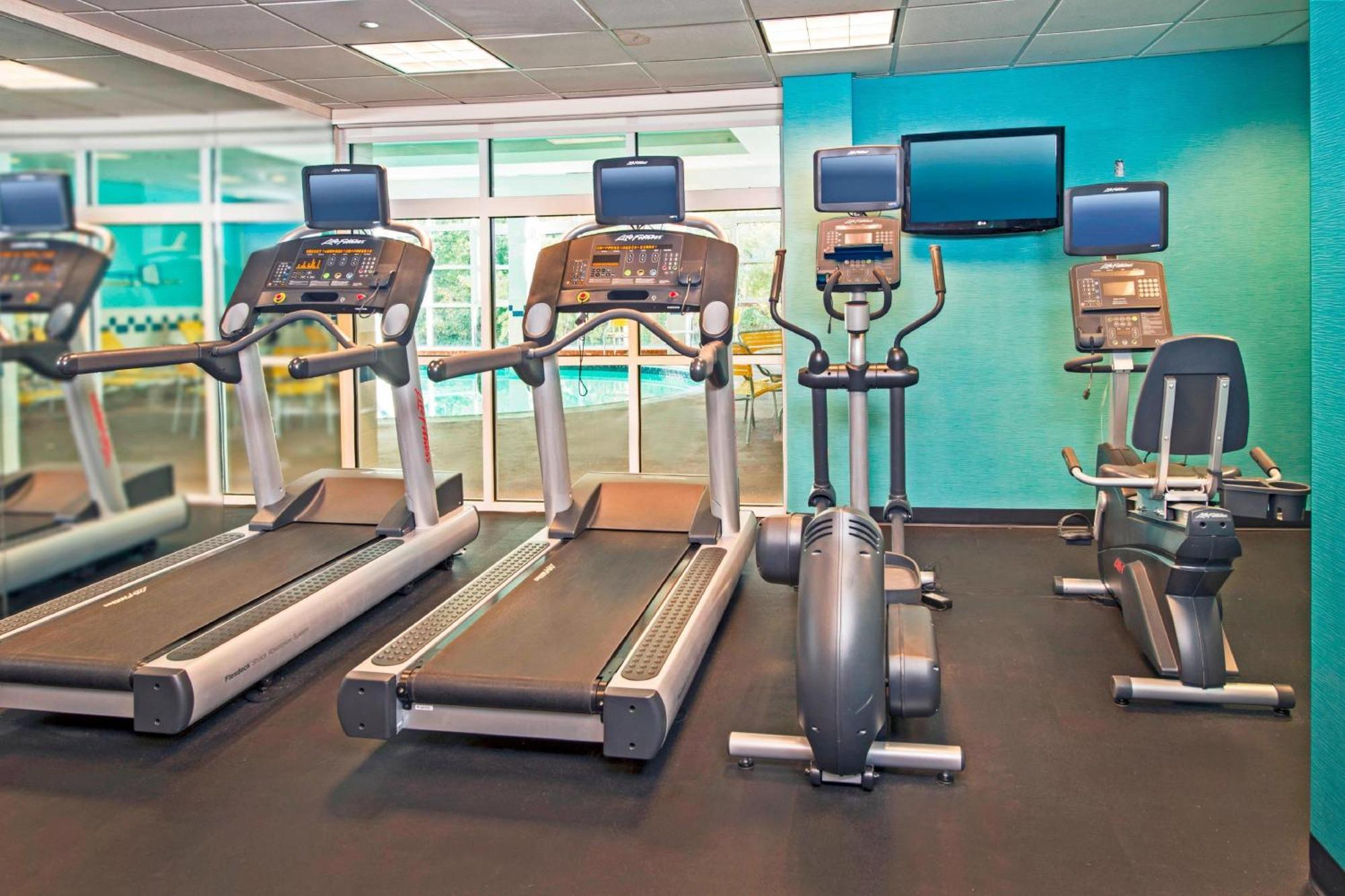 Fairfield Inn & Suites By Marriott Williamsburg Bagian luar foto