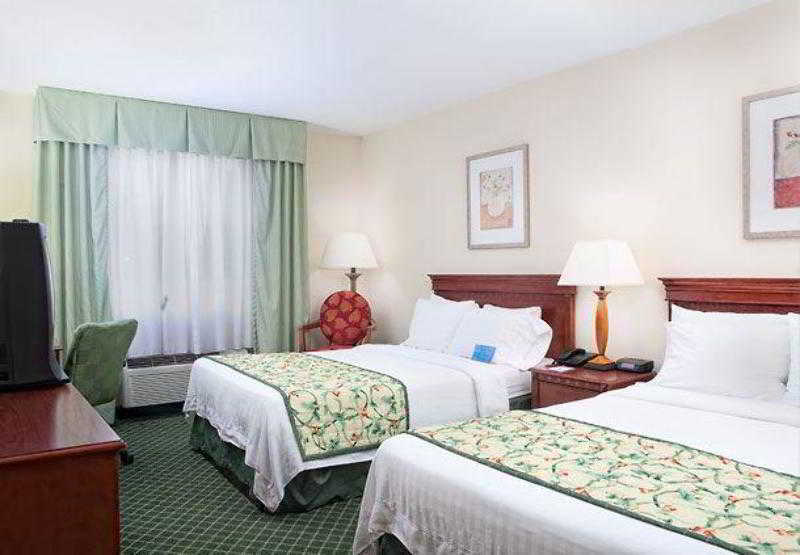 Fairfield Inn & Suites By Marriott Williamsburg Bagian luar foto
