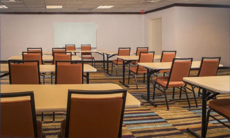 Fairfield Inn & Suites By Marriott Williamsburg Bagian luar foto